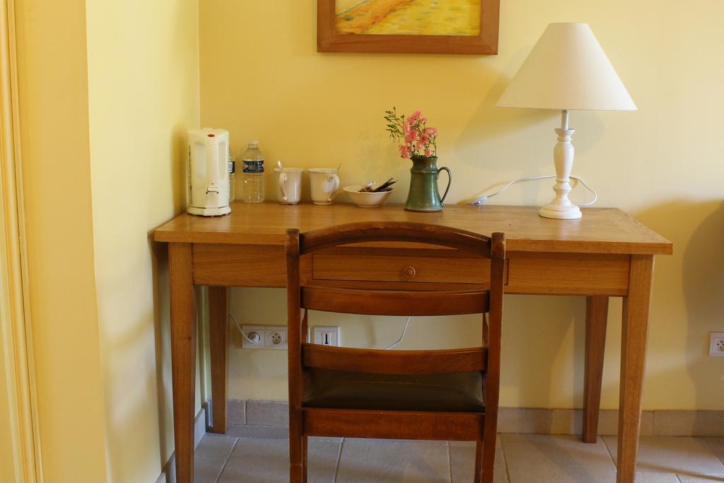 Le Clos Fleuri Bois-le-Roi  Kamer foto